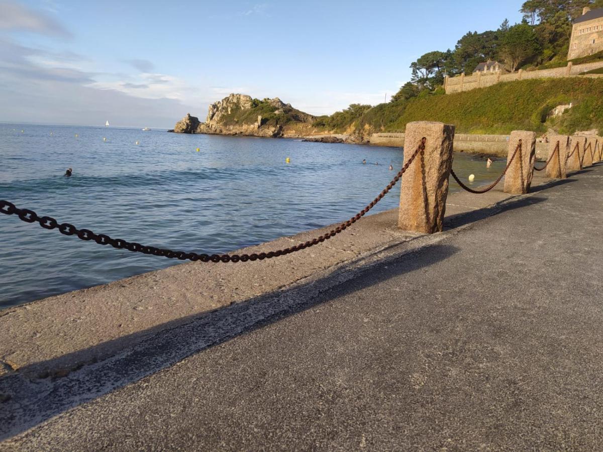 Appartement Vue Mer, RDC, Plage de Trestrignel Perros-Guirec Extérieur photo