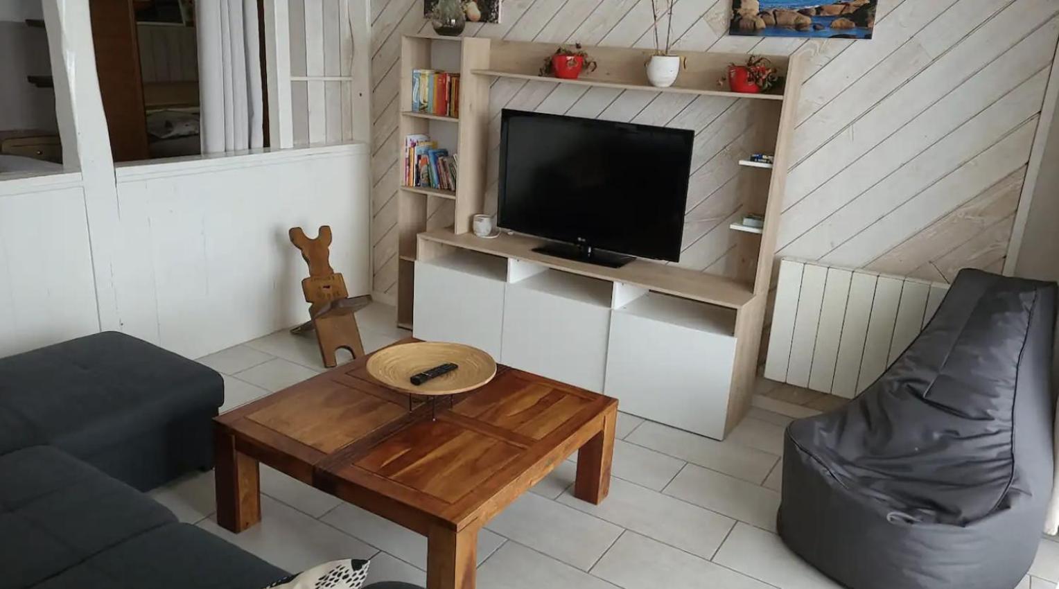 Appartement Vue Mer, RDC, Plage de Trestrignel Perros-Guirec Extérieur photo